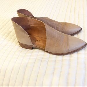 Free People • Royale Flat